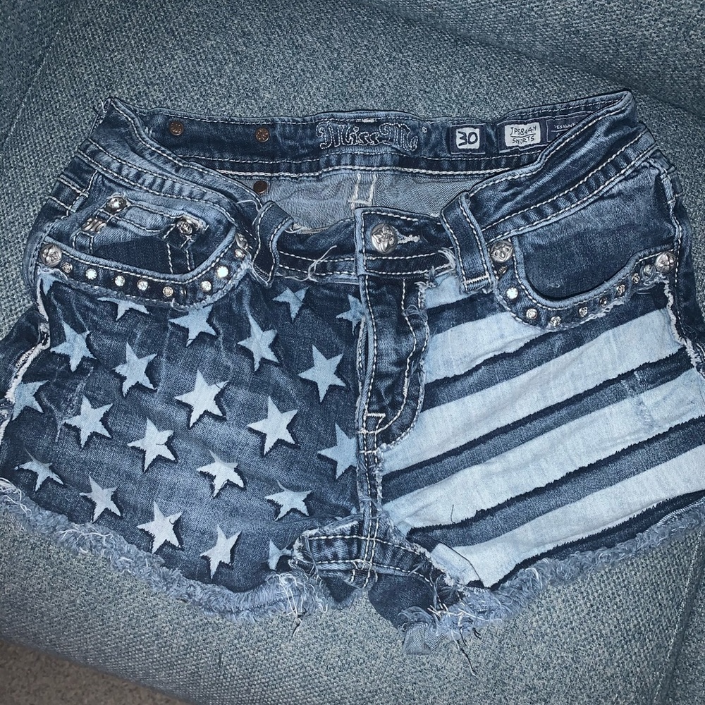 Miss Me Shorts